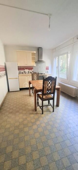  Immeuble à vendre 3 pièces 150 m²