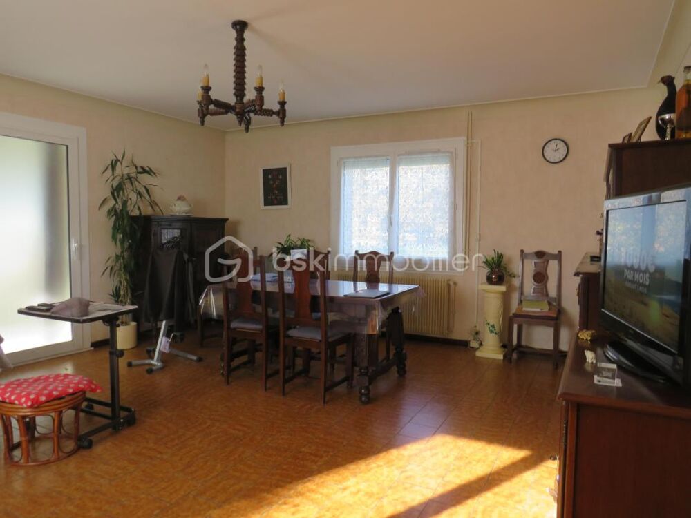 Vente Maison Jolie Maison 7 pièces de 135 m² sur grand terrain avec garage et véranda en centre ville Aire sur l adour