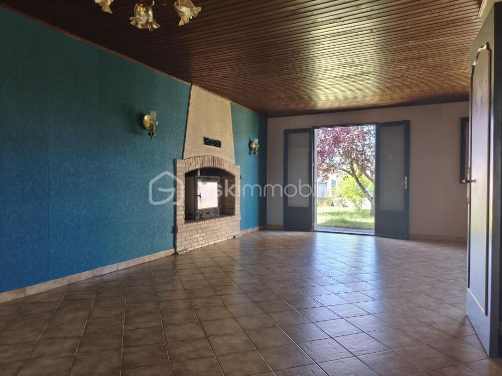 Vente Maison Maison individuelle, dépendances et terrain Beaumont de lomagne