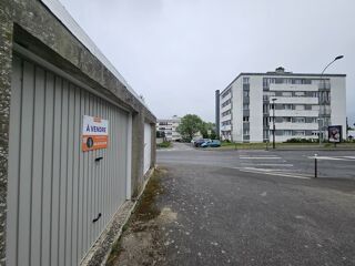  Parking / Garage à vendre 1 pièce 17 m² Laon