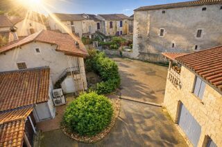  Maison à vendre 10 pièces 360 m²