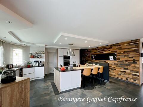 Dpt Sarthe (72), à vendre NEUVILLE SUR SARTHE maison P6  - Terrain de 700,00 m² 385000 Le Mans (72000)