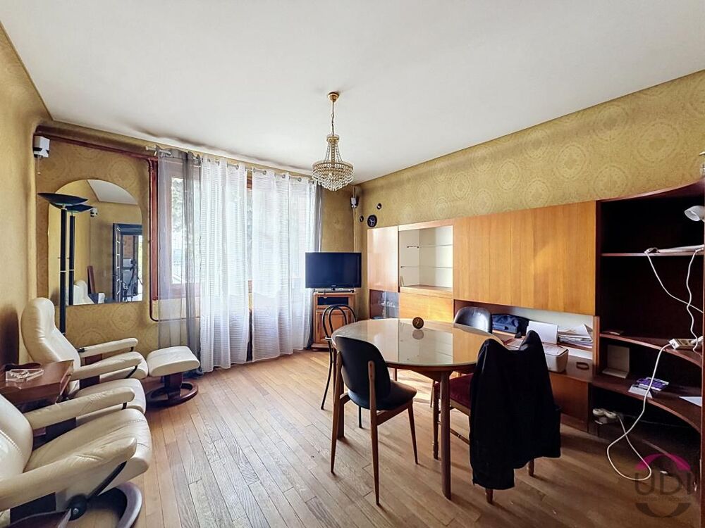 Vente Maison Maison de ville avec jardin et garage – Proche centre-ville Montlucon