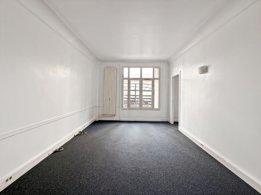   Avenue Hoche ! Paris 8