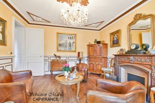  Maison à vendre 10 pièces 264 m²