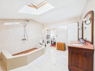  Maison à vendre 11 pièces 277 m²