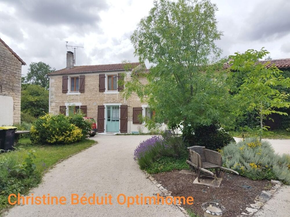 CHARENTE, COURCOME, maison 198 m², 4 chambres, grange, terrain 2401 m² clos
