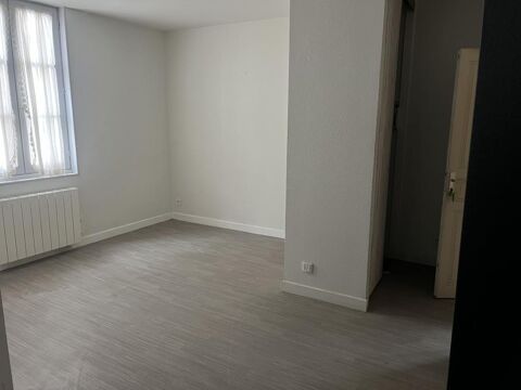   A LOUER TYPE 2 DANS PETIT COLLECTIF DU CENTRE VILLE (RUE ALIBERT) Appartement - 2 pice(s) - 50 m