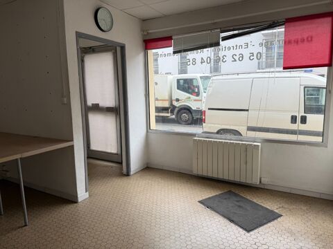 Locaux &agrave; vendre SEMEAC (65) 77700 65600 Semeac