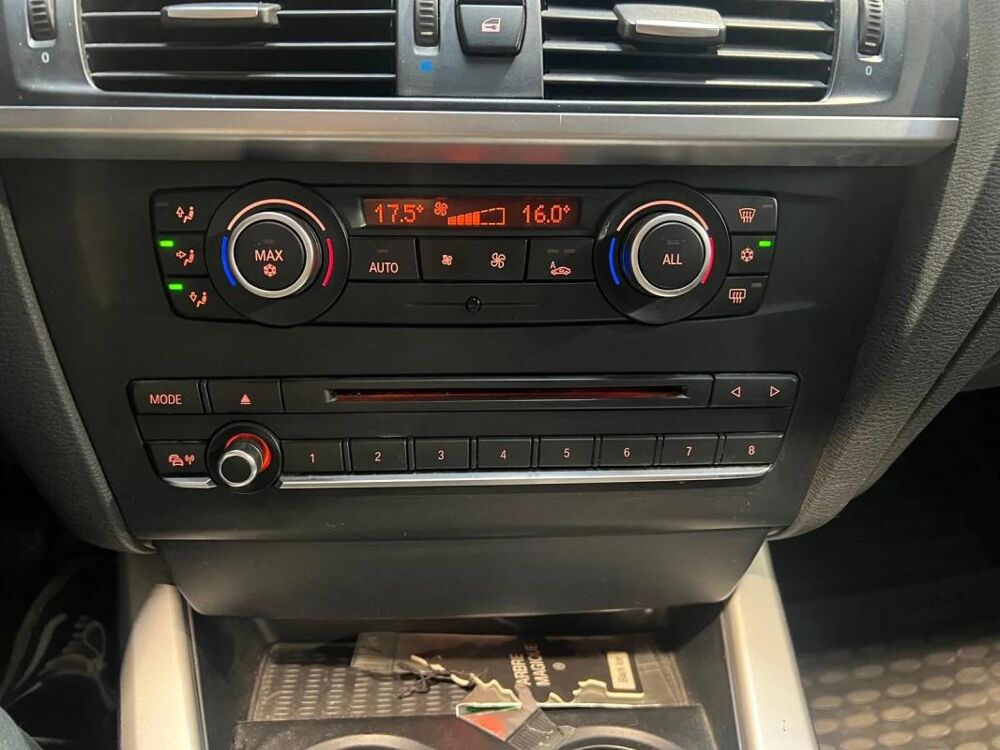 X3 xDrive20d 184ch Luxe 2011 occasion 35520 La Chapelle Des Fougeretz