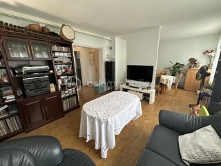  Appartement  vendre 4 pices 64 m