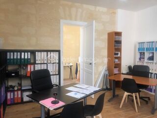  Immeuble � vendre 15 + pi�ces 476 m�