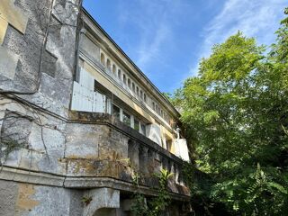  Maison à vendre 14 pièces 630 m²