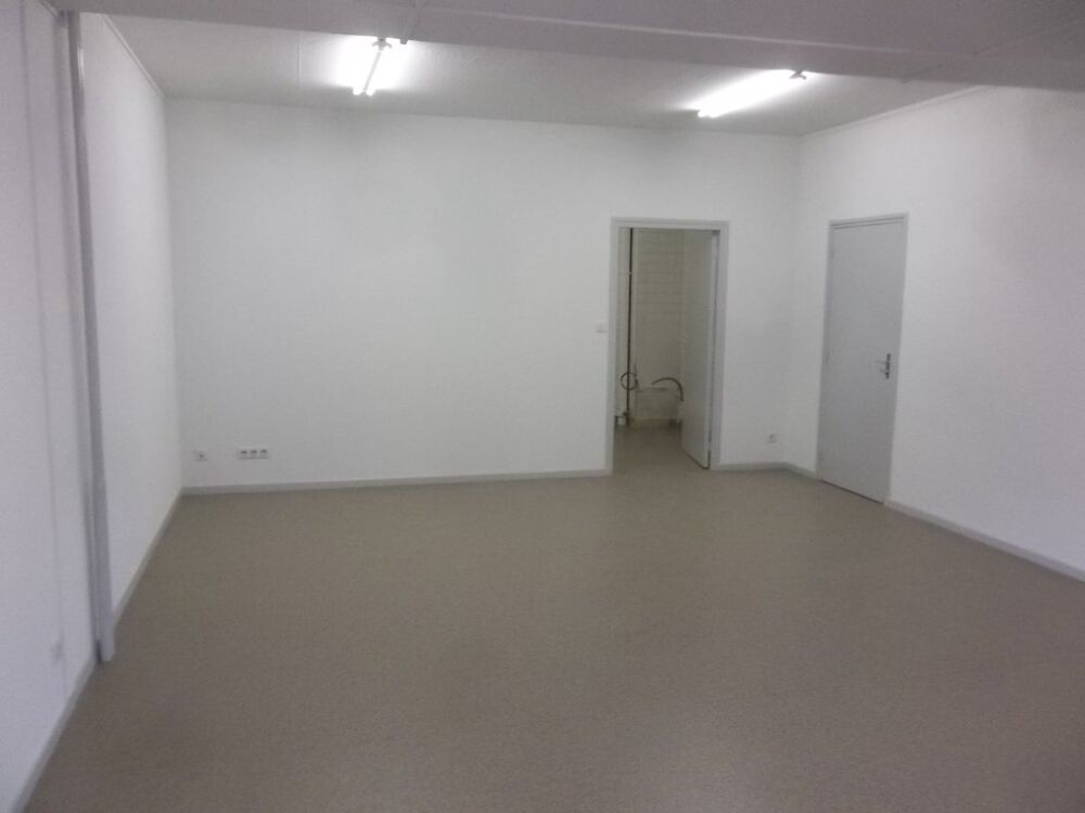   MÂCON – Bureaux professionnels dans un emplacement privilégié Macon