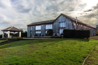  Propri�t�/ch�teau � vendre 15 + pi�ces 564 m�