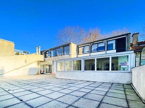   Grand 5 pi�ces avec terrasse, box et remise Appartement - 5 pi�ce(s) - 158 m�