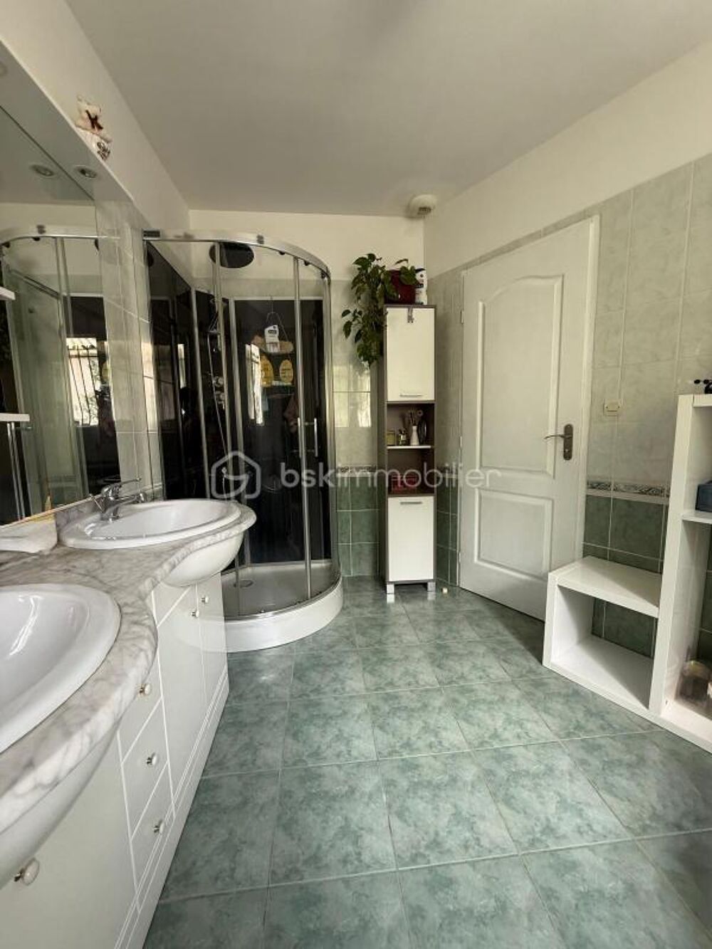 � vendre  Villa Pouzolles (34480)