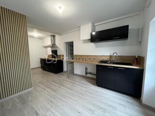  Maison  vendre 6 pices 121 m