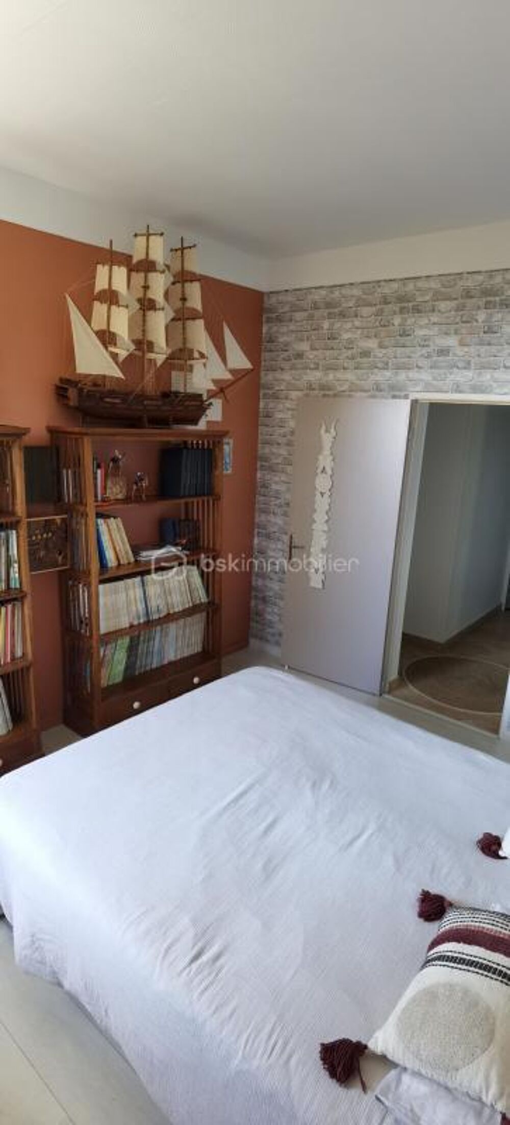 A VENDRE - VILLA - SAINT DENIS - LE BRULE