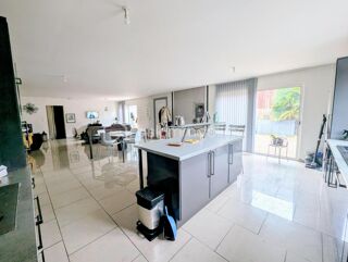  Maison  vendre 5 pices 123 m