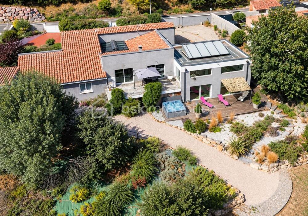 Vente Villa ? LAMALOU-LES-BAINS – UNE PROPRIÉTÉ QUI RÉSERVE QUELQUES SURPRISES… Lamalou les bains