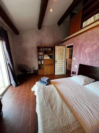  Maison à louer 6 pièces 180 m²