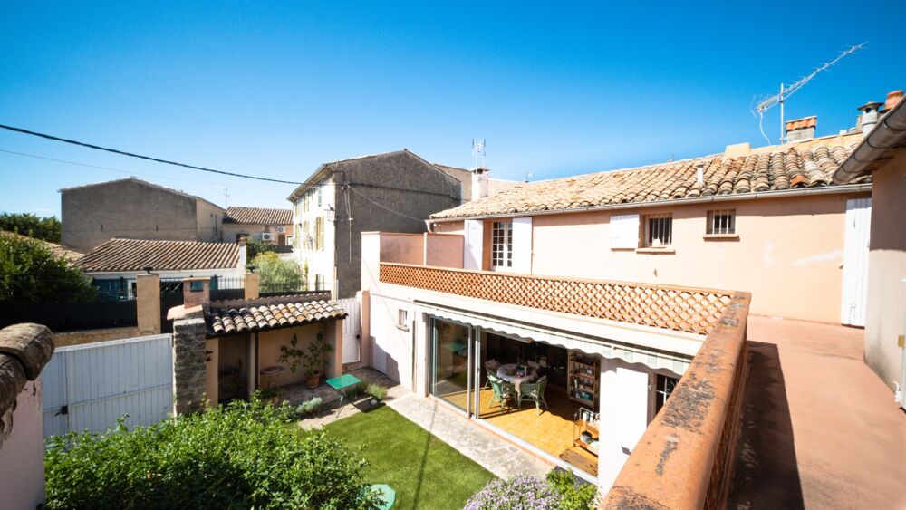 Vente Maison Lançon-de-Provence – Maison de charme T5 de 150 m² avec patio, terrasse panoramique, studio et garage Lancon provence