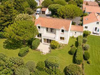  Villa à vendre 6 pièces 160 m²