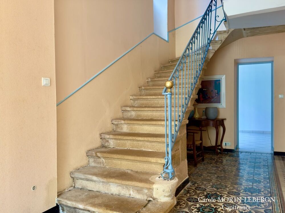 Maison bourgeoise 320 m² habitables, 7 chambres, cour