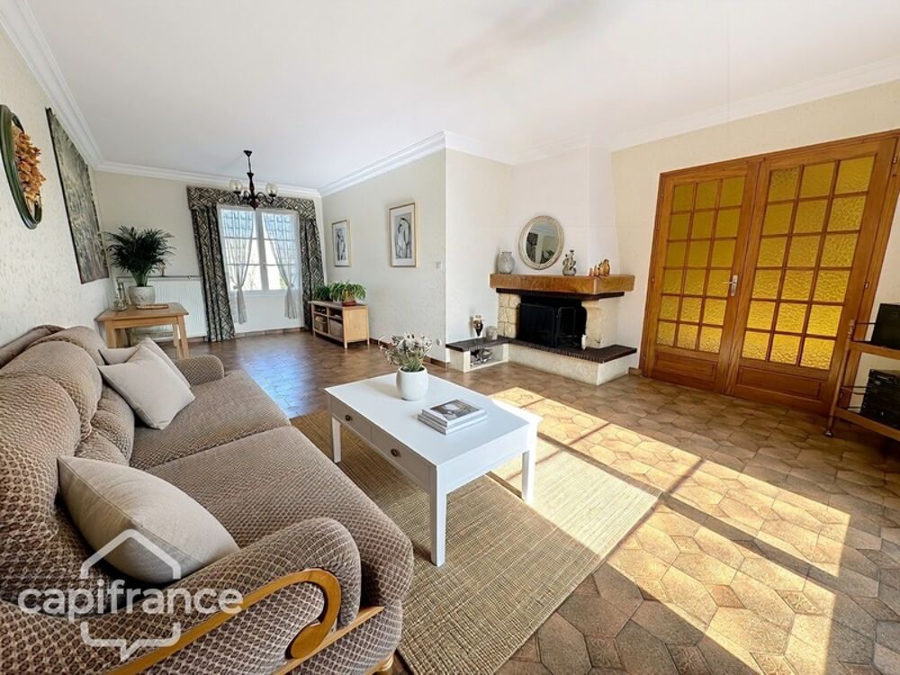 Maison sur sous-sol avec accès de plain-pied  Proche commodités - THOUARS (79)