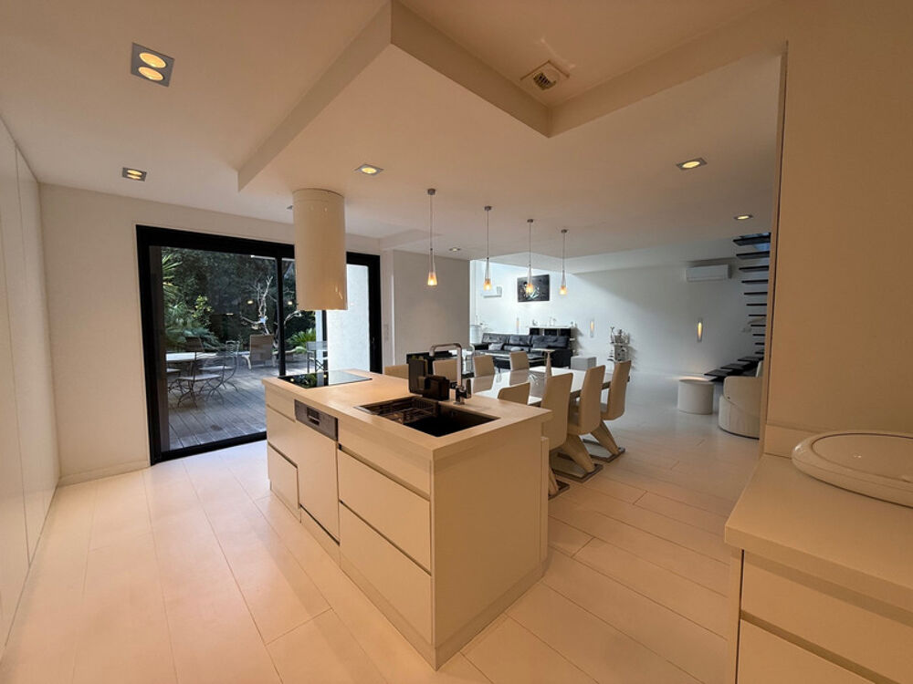 � vendre  Maison Saint-Rapha�l (83700)