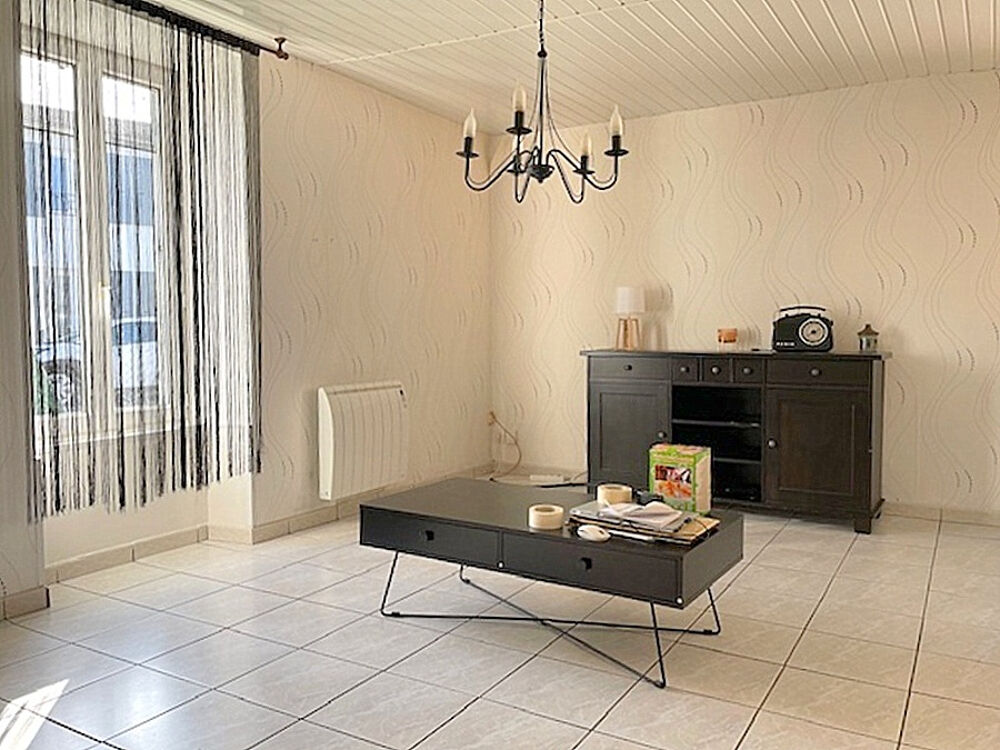 Vente Maison Maison à rénover avec beau potentiel - 105 m² - Proche La Rochelle Longeves