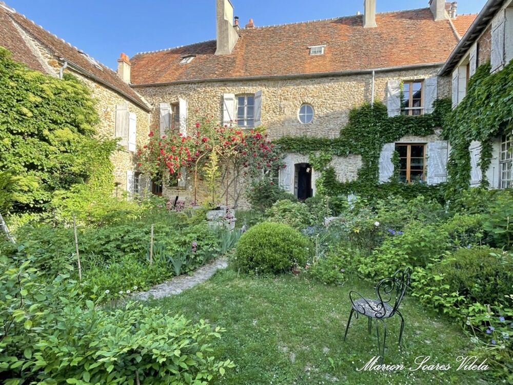 Propriété de charme avec deux habitations, au coeur de Chaumes-en-Brie