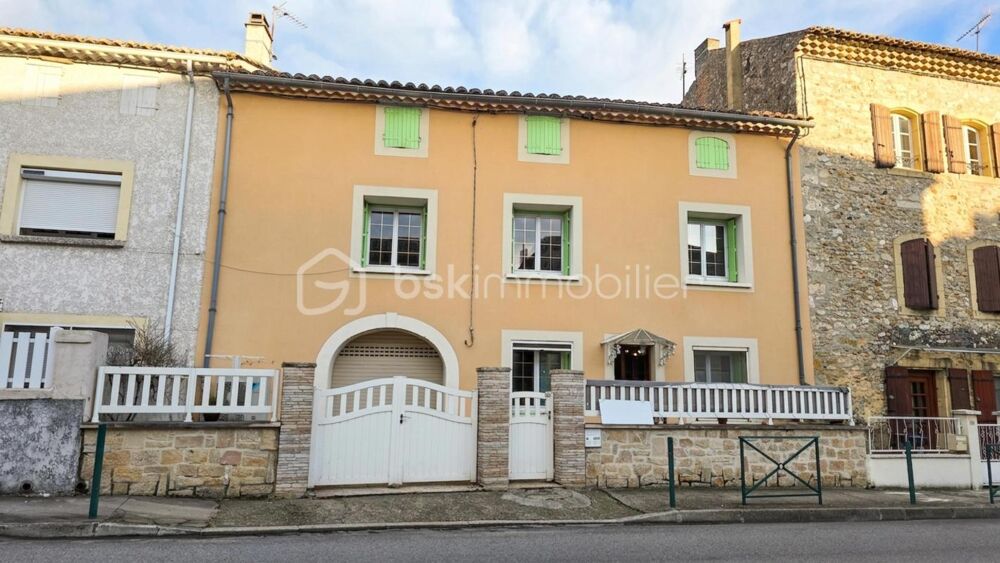 Grande maison de village : 4 chambres, cave et garage