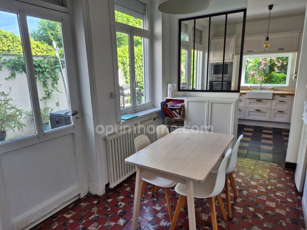 Maison Bourgeoise centre ville 184m2 hab