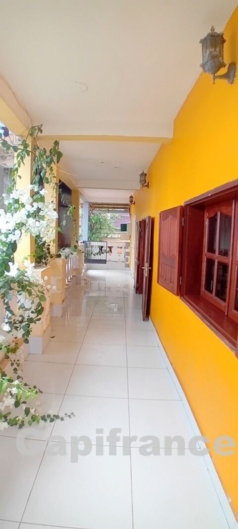  Appartement � louer 4 pi�ces 134 m�