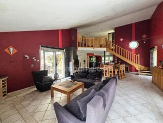  Maison à vendre 8 pièces 241 m²