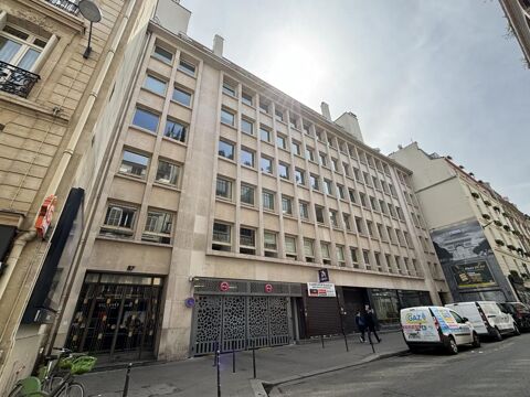 BA deux pas des Champs Elys&eacute;es 20228 75008 Paris