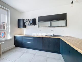  Maison � vendre 8 pi�ces 218 m�