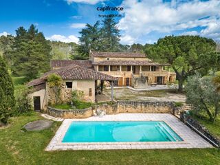  Propri�t�/ch�teau � vendre 7 pi�ces 230 m�