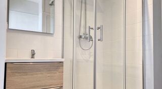  Appartement à louer 5 pièces 116 m²