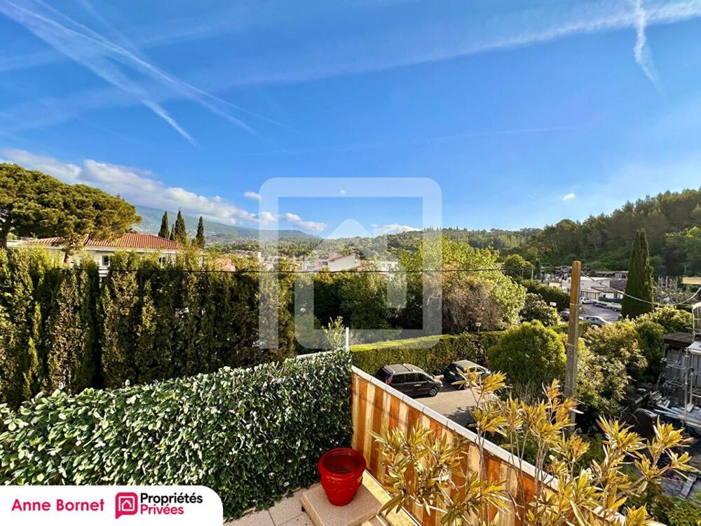 Appartement en toit-terrasse avec 48 m2 d'extérieur, double garage, cave