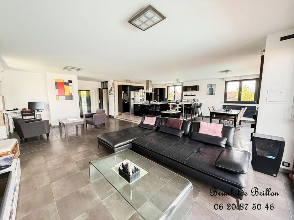 Vente Maison Pavillon 215m², 3 chambres, bureau, garage, piscine, jardin Lens