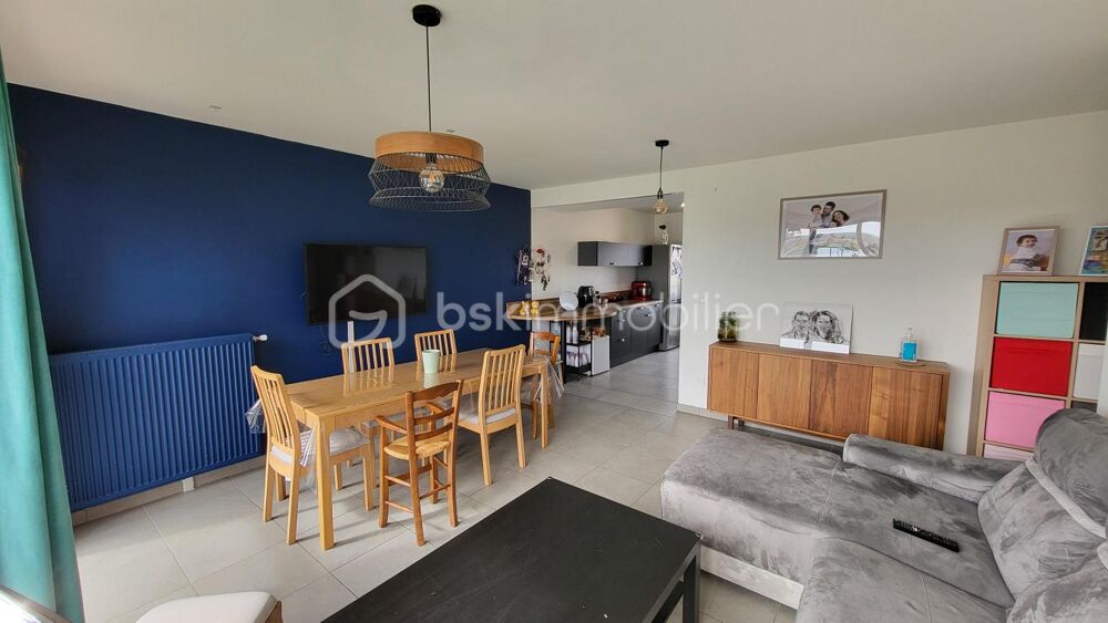 Appartement avec terrasse et box fermé quartier Dauphinot / Cernay