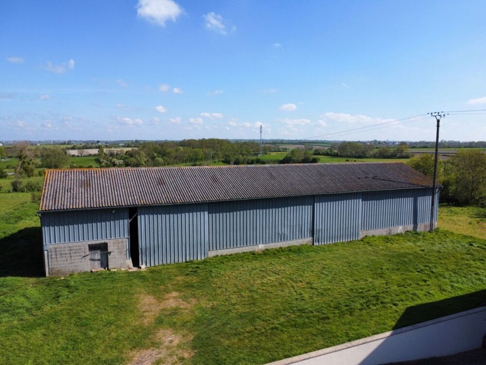 Vente Maison Propriété rare avec bâtiment indépendant de 563 m² sur 7 251 m² de terrain à Regnéville-sur-Mer (50) Regneville sur mer