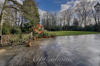  Propri�t�/ch�teau � vendre 15 + pi�ces 613 m�