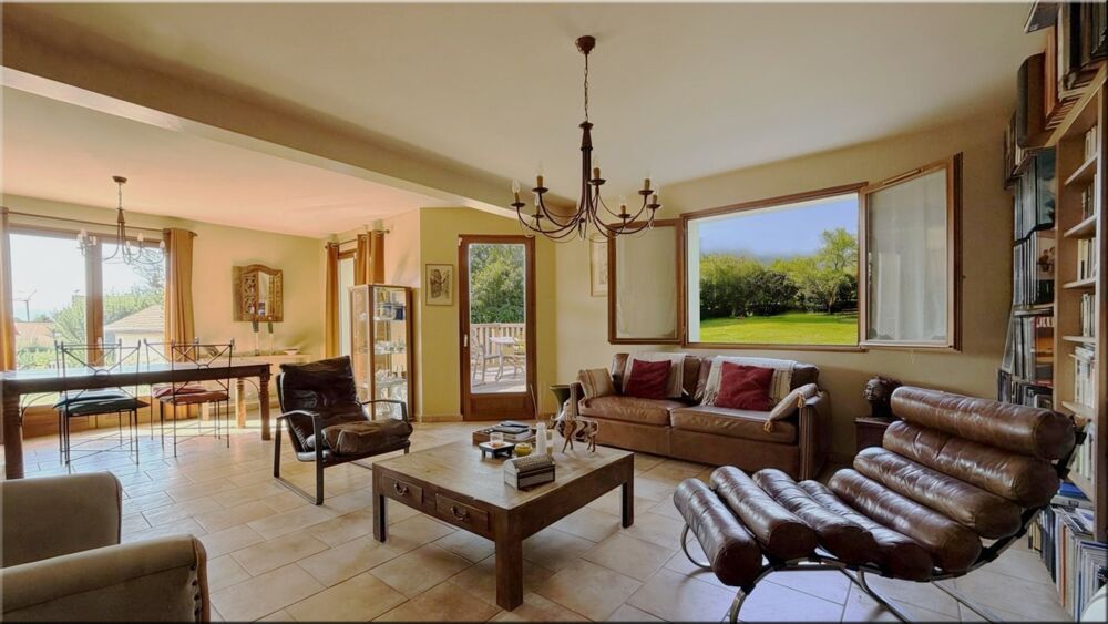 à vendre  Maison Crozet (01170)