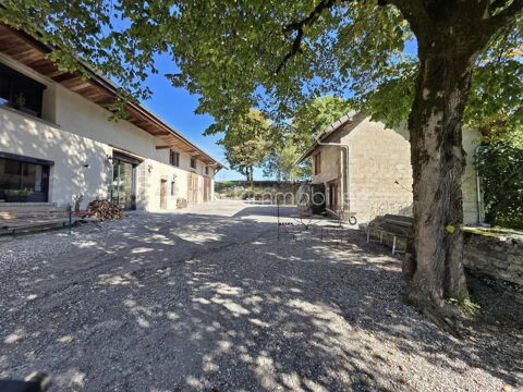   CORPS DE FERME RENOVE � Charme et potentiel unique Maison - 10 pi�ce(s) - 366 m�