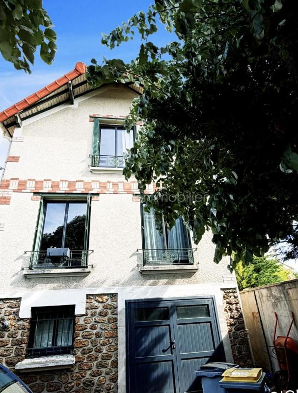 Proche de la station Sartrouville maison familiale au calme
