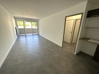  Appartement à louer 2 pièces 46 m²